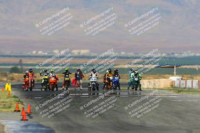 media/Aug-13-2023-CRA (Sun) [[1cfc37a6fb]]/Race 4 400 Superbike/Race/